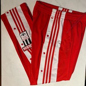 Button down 3 stripes adidas track pants